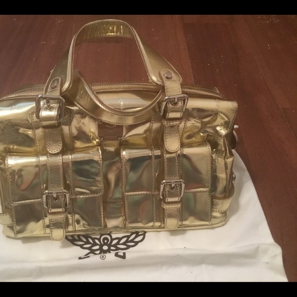 SOLD ☄️💯 MCM Gold Satchel EC Like New🔥 - Picture 7 of 8